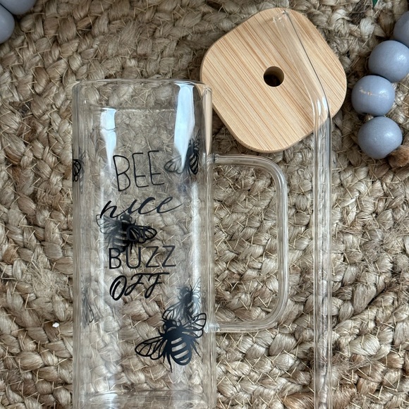 Bee Nice or Buzz Off - Picture 3 of 4